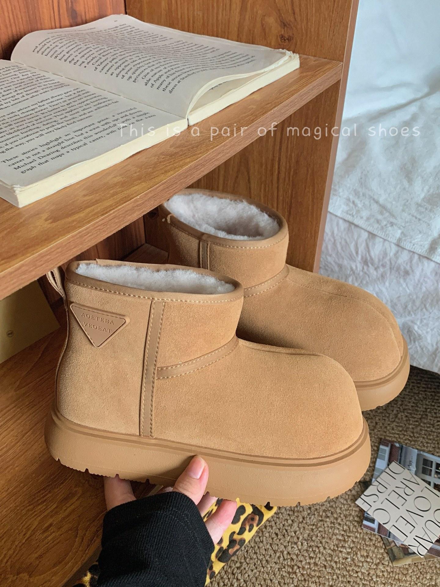 

European Station 2025 Winter New Kapibara Frosted Leather Thickened Snow Cotton Boots Bread Shoes Small Women s Shoes 35