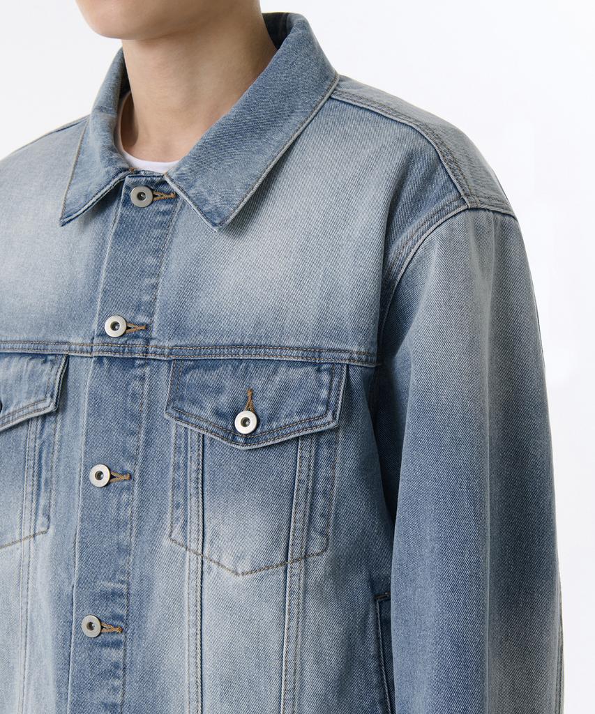 Musinsa Standard Big Brush Relaxed Denim Trucker Jacket [Light Indigo]