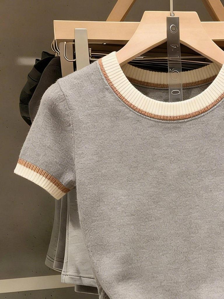 Women's Knitted Short-Sleeve Slimming Sweater: 2026 Spring/Summer Fashion Round Neck