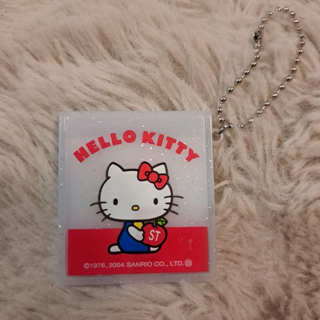 

[USED] Not for sale: Hello Kitty 30th Anniversary 2004 Mirrored Keychain