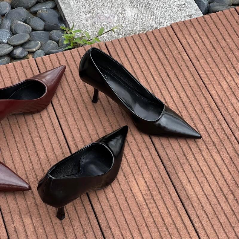 Neue Damen Sexy High Heels Burgunder Nude Pumps Stripper Stilettoabsätze Glänzendes Leder Hochzeit Braut Qualität Rote Schuhe