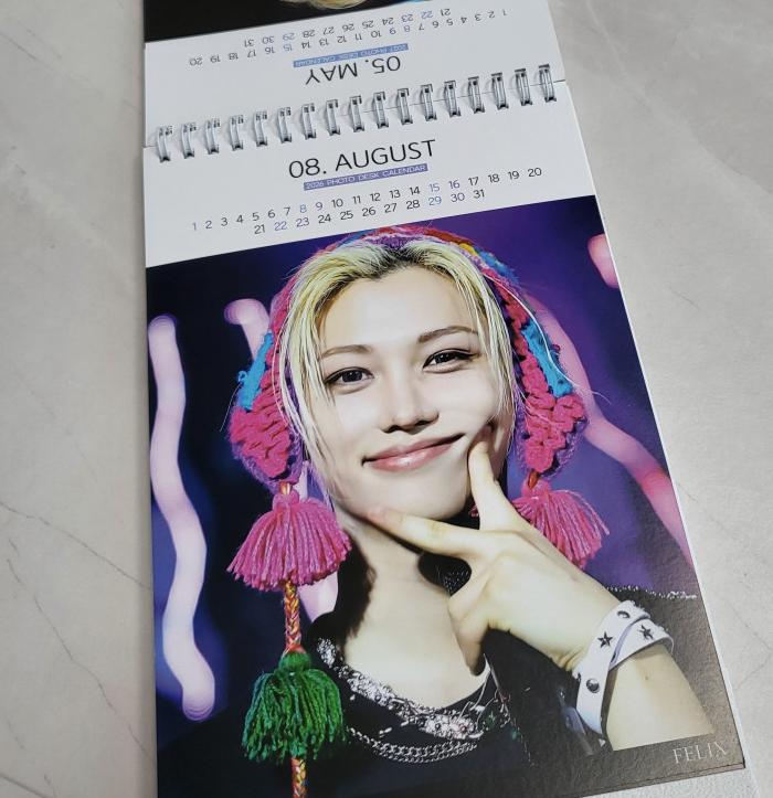 Stray Kids Felix Desk Calendar 2026 & 2027 K-pop Fan Goods