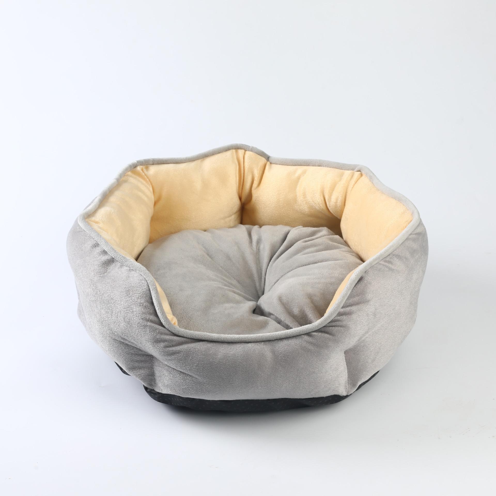 

Популярная всесезонная лежанка для питомцев - Съемный коврик для собак и кошек S: 45x45x15cm