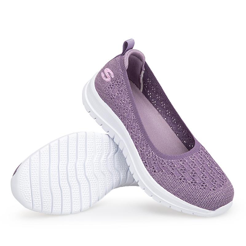 2025 Old Beijing Cloth Shoes Womens Flat-soled Fly woven Shoes Womens Spring and Autumn One-pedal Middle aged Mother Shoes