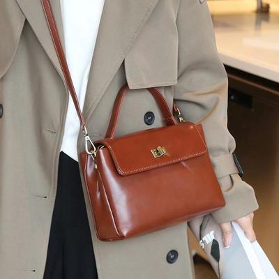 2025 New Vegetable-Tanned Top Layer Cowhide Small Square Bag Women's Handbag Vintage Genuine Leather Women's Bag Fashionable Lady's Crossbody Bag