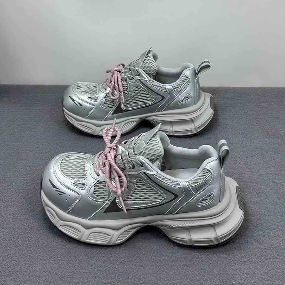 

Повсякденні кросівки для жінок. Товста підошва. Дихаюча сітка. Теніс. Жіночі кросівки. Модні кросівки на танкетці. Спортивні кросівки. 40 срібний