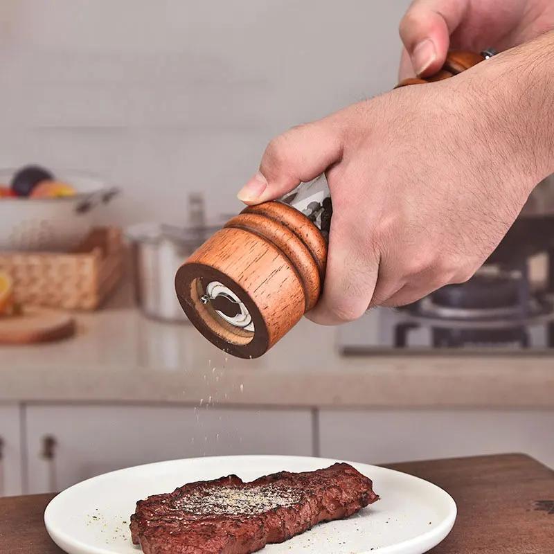 Manual Salt Grinder Refillable Spice Mill Manual Salt Kitchen Gadgets Seasoning Storage Bottle Wooden Spice Grinder Pepper Mill