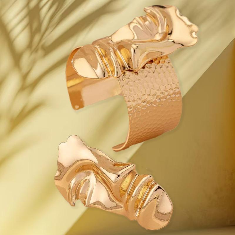 Personalized design sense is long-awaited, half face ring opening bracelet jewelry set women's retro temperament street