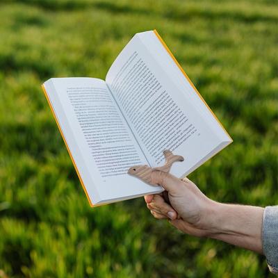 Page Holder Wood Bookmarks Reading Accessory Book Thumb Page Holder For Women Men Kids Teacher Bookish Readers Bookworms Library