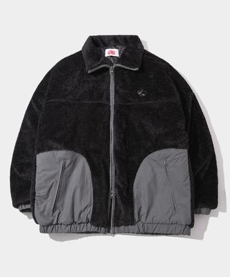 Some Place Half-Neck Logo Embroidered Contrast Soft Fleece Diamond Quilted Zip-Up [Black]