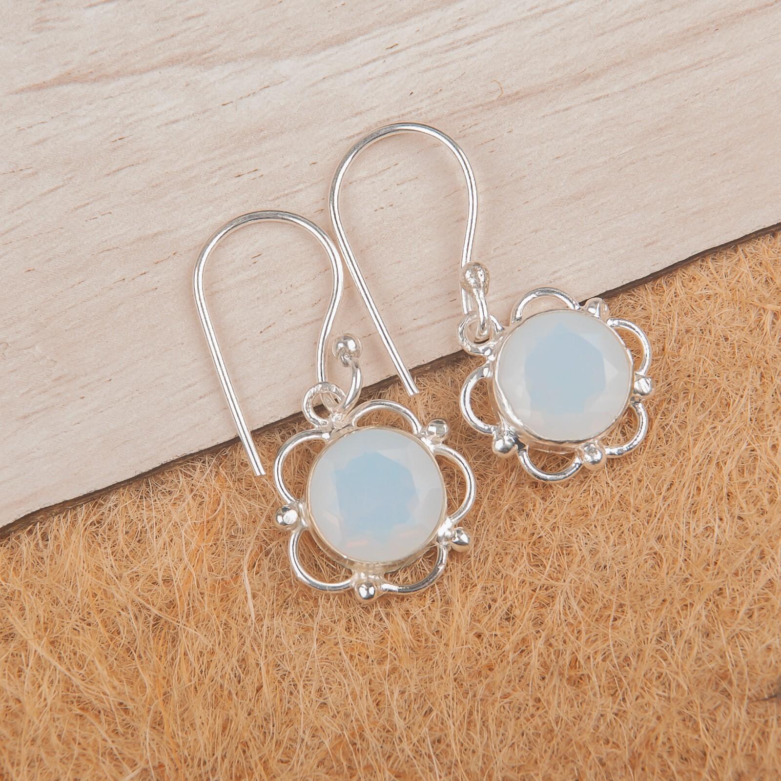 

Молочный опал драгоценный камень 925 стерлинговое серебро женские украшения ручной работы серьги 1.40 EE-56-15