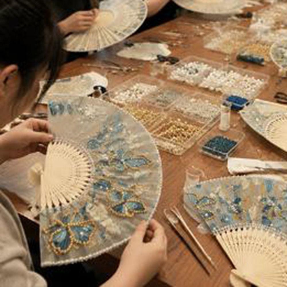 Portable Floral Print Hand Fan Butterfly Chinese Style Fan Elegant Handmade Fan Home Ornament