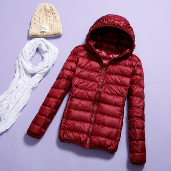 2025 Women's Hooded Lightweight Slim-Fit Down Jacket