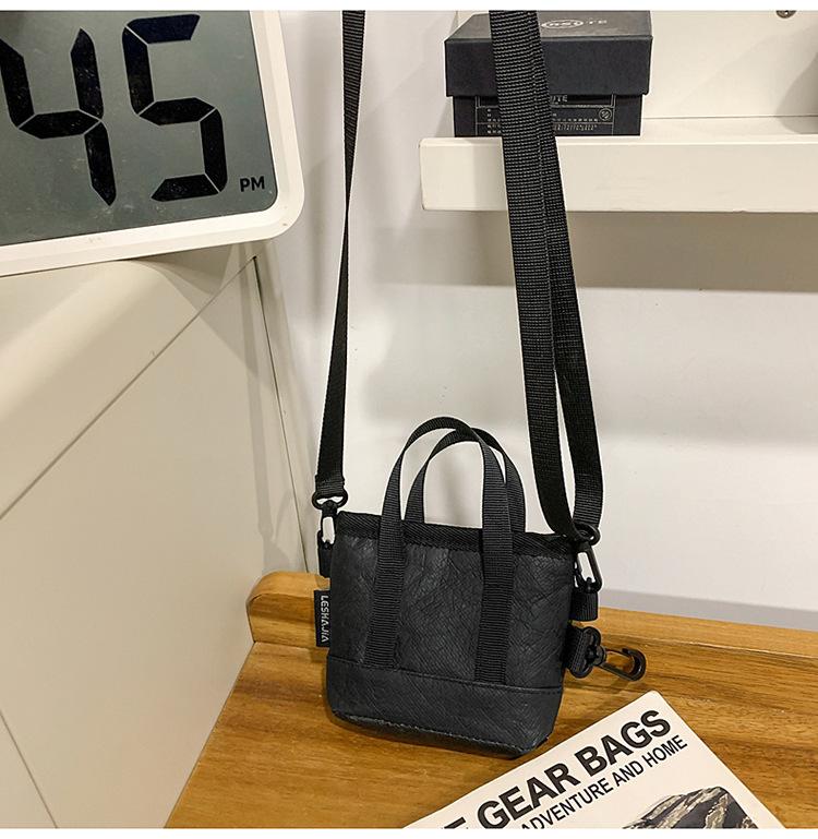 

Trendy brand messenger bag women s new shoulder bag change bag portable casual handbag couple bag чорний