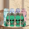 1PC Alien Peace Hand Gesture 750ml Color Plastic Sports Water Bottle Leakproof Flip Straw Lid Suitable for Sports Office Home Use