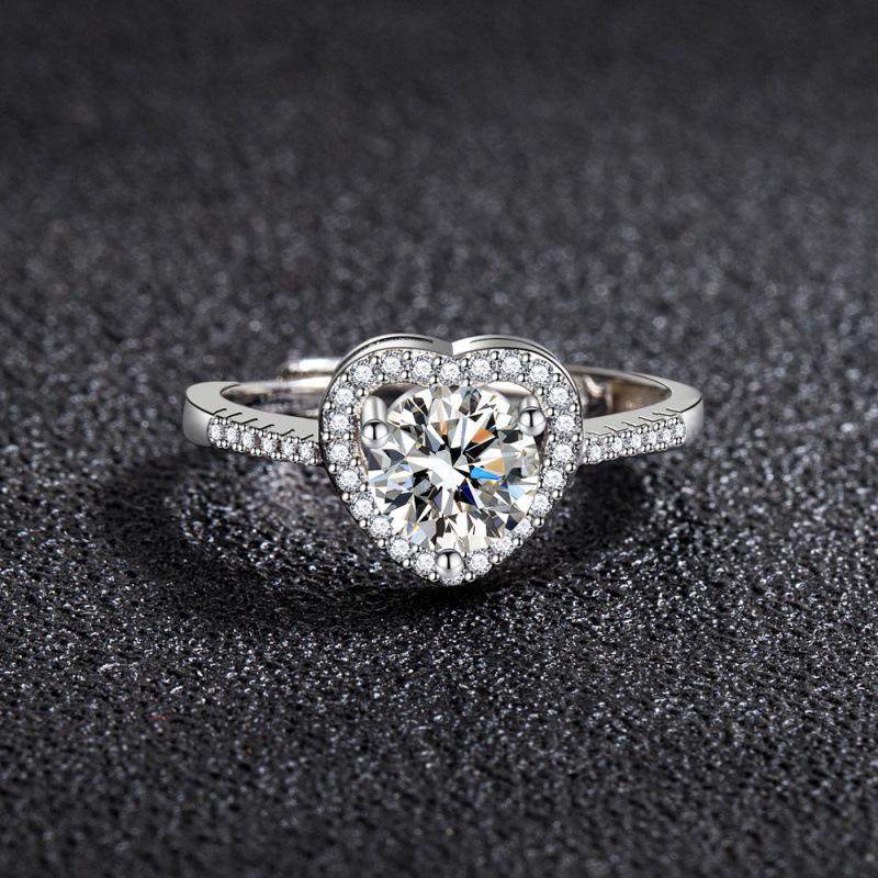 Women's Heart-Shaped Moissanite Ring - 1 Carat Simulated Gem