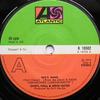 7inch Record DARYL HALL  JOHN OATES  Shes Gone K10502 Atlantic 1974 UK Rock Used