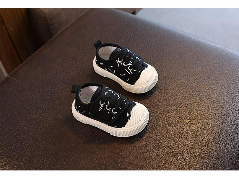 Toddler Breathable Canvas Shoes - Spring & Autumn Baby Walking Shoes, Non-Slip Skate Shoes for Boys & Girls, Casual Kids' Single Shoes.