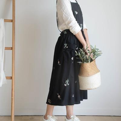 New Embroidery Flower Kitchen Apron Adjustable Pleated Style Cross-back Apron Cotton Dress Apron Garden Work