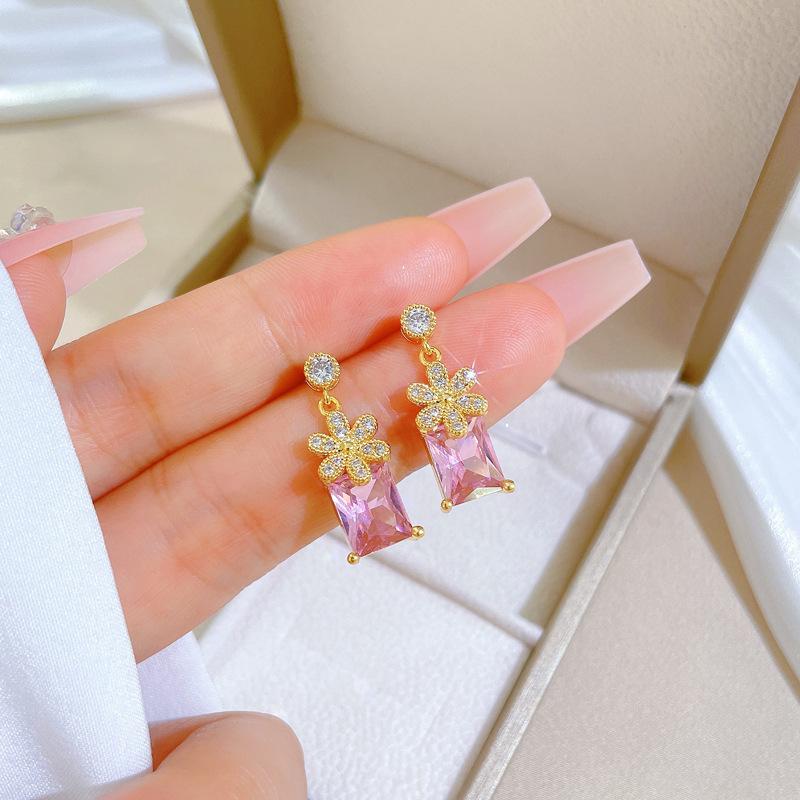 Micro-Inlaid Necklace Earrings Set Light Luxury Flower Square Personality Temperament Banquet Earrings Necklace Combination
