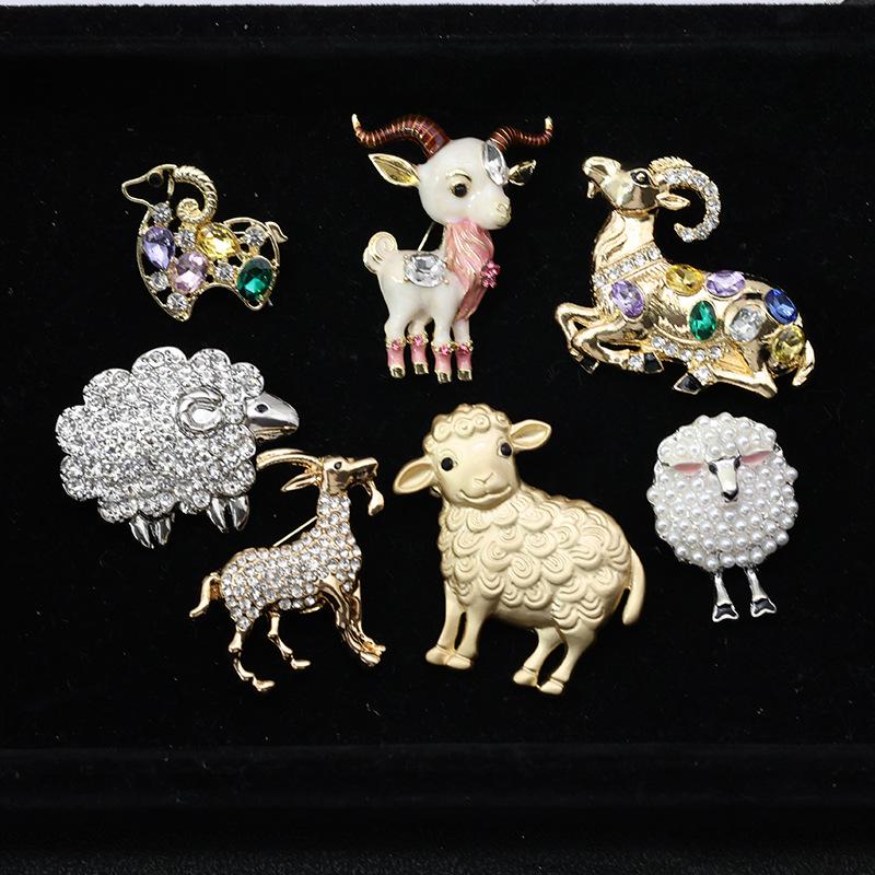 Year of the Sheep Zodiac Brooch: Alloy Sheep Corsage Pin for Women