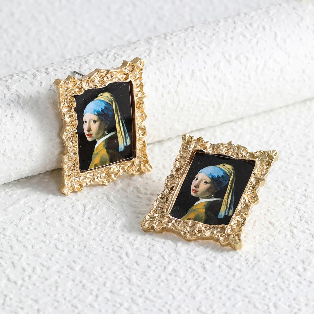 Artistic Portrait Mona Lisa Earrings Geometric Design For Women Fashionable
