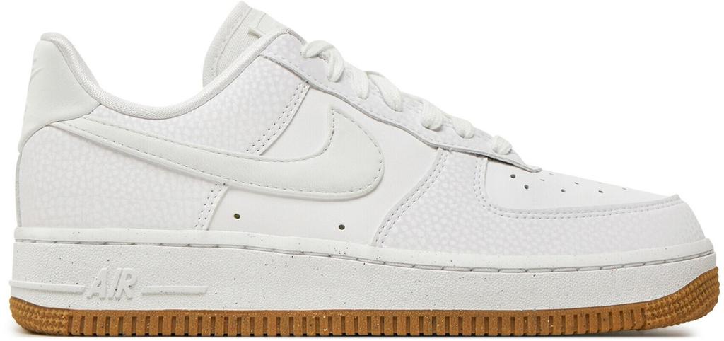 Кроссовки Nike Air Force 1 '07 Next Nature Women белый/светло-коричневый/серый футбольный