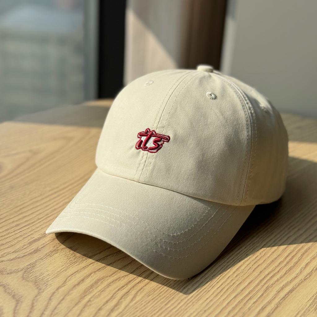 Korean-style all-season hat for men and women, with three-dimensional letter embroidery, soft-top baseball cap, casual and versatile, trendy duckbill