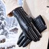 Accessories – Hansker, votter og fingerhansker