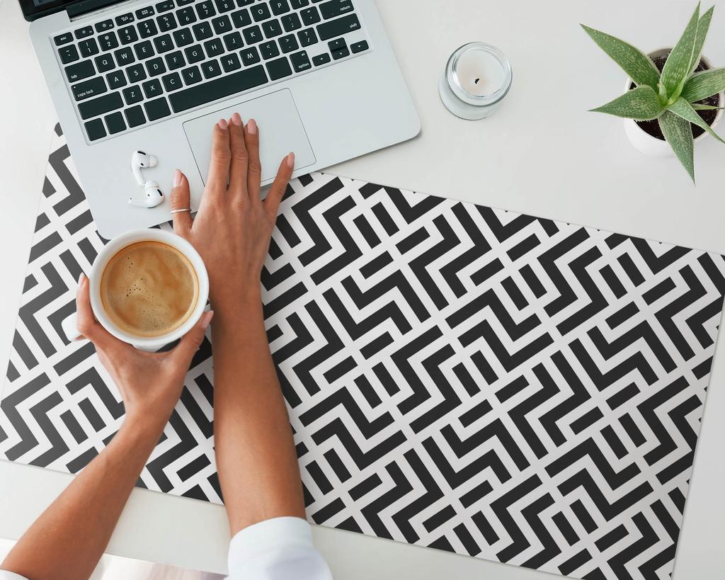 Durable Anti-Slip Desk Mat Geometric Zigzag 90x45 cm