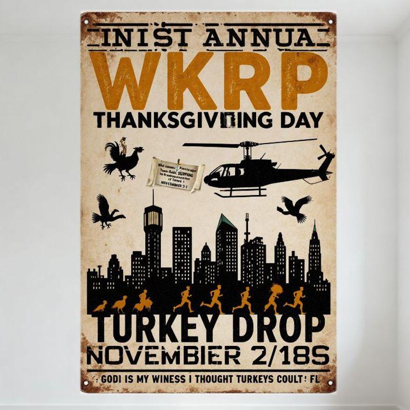 

Vintage Thanksgiving Turkey Drop Metal Sign - Black White Yellow Rustic Retro Tin Sign for Bar Pub Home Wall Decor with City Sky 20x30cm（7.8x11.8inch）