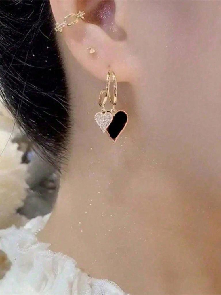 1 Pair Elegant Red Heart Pendant Earrings - Unique Minimalist Design For Women, Suitable As Valentine's Day Gift