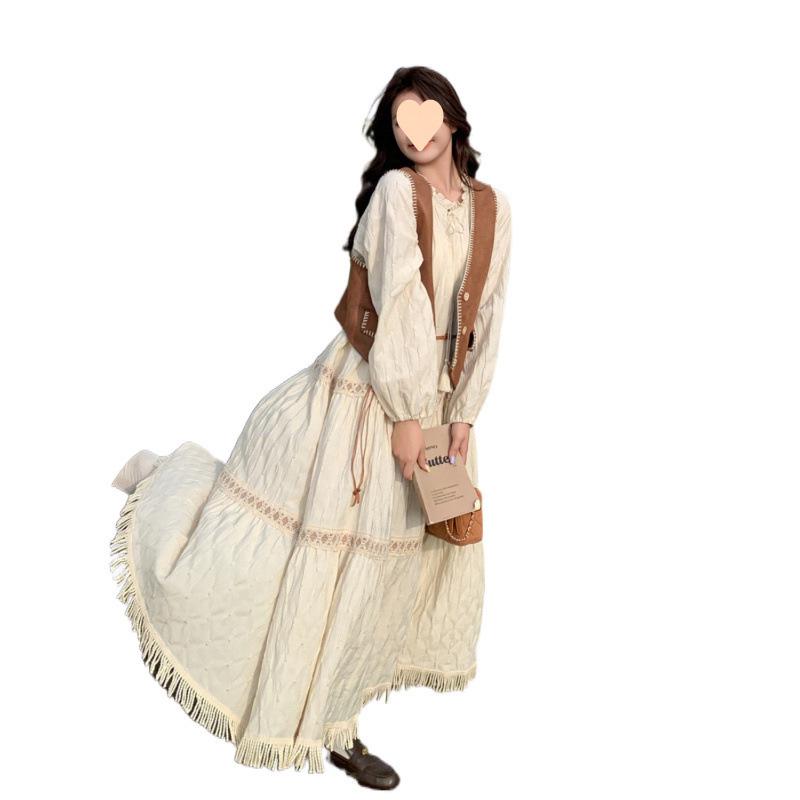 2025 Beige Women's Two-Piece Set: Retro Merlot Vest & Long Dress for Spring/Autumn Holidays
