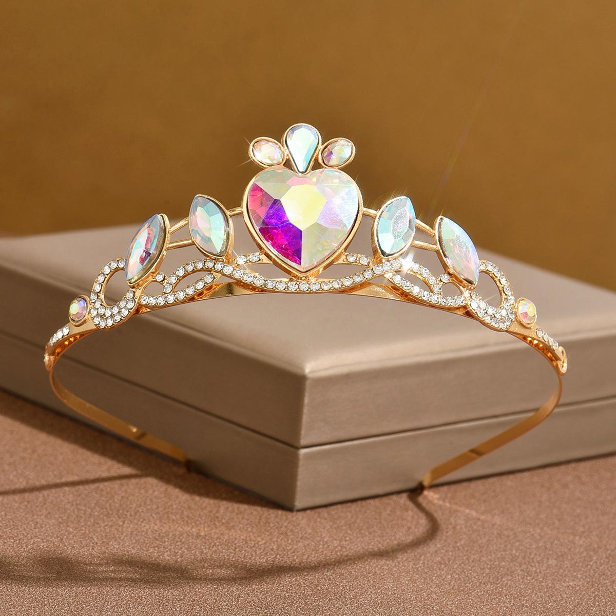 

Crown Tiara Necklace Earrings Vintage Atmospheric Rhinestones Birthday Crown Hair Accessories Bridal Wedding Dress Three-Piece Set