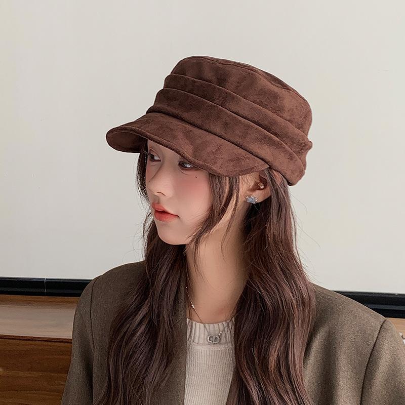 Retro Pleated Suede Flat-top Equestrian Hat for Women In Autumn and Winter Newsboy Hat Versatile Face Showing Small Duck Tongue Beret