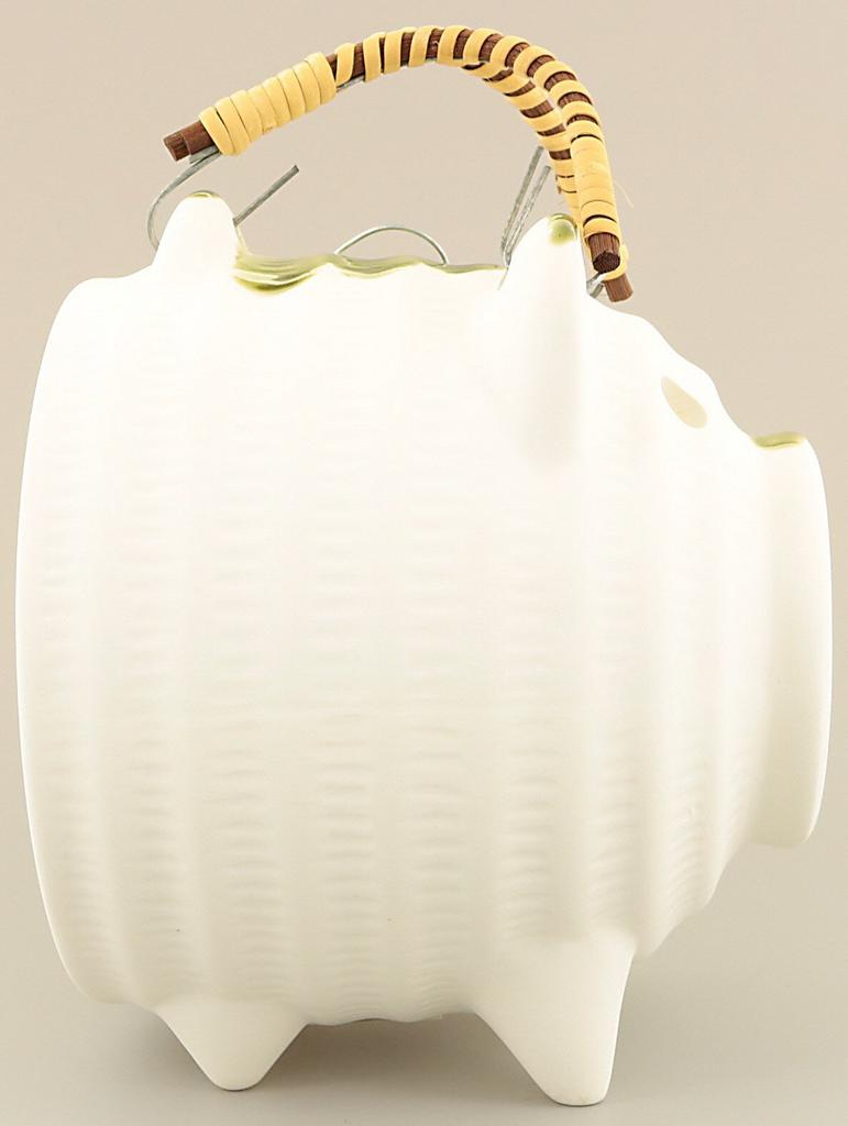 Santo Banko Ware Mosquito Coil Pig Mosquito Dispeller Quote Mosquito Coil Holder Holder Stand White Height 19cm Made in Japan 15913 Hand-drawn "Dream