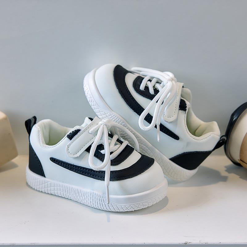 Children's board shoes 25 autumn new boys' sports shoes girls' casual shoes medium and small children's soft-soled breathable white shoes