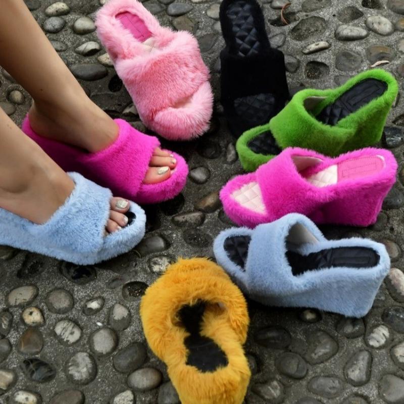 Women Casual Plush Wedge Slippers Fashion Sexy Platform Furry Slides Ladies Slippers Footwear
