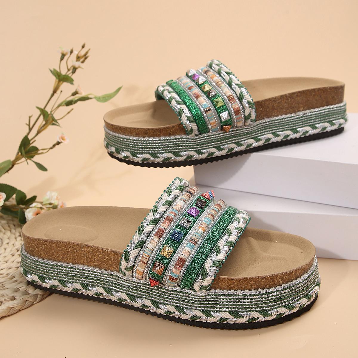 

2025 spring and summer new European and American foreign trade fashion ethnic style thick-bottomed slippers female bohemian large size sandals 43 зелений