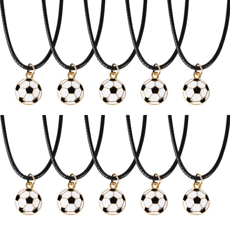 

5/10Pcs Alloy Soccer Ball Pendant Necklaces for Kids Boys Football Birthday Decoration Sports Theme Party Guests Gift Favors 5Pcs