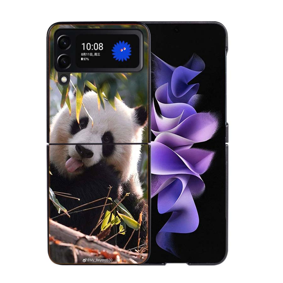Panda Baby, Giant Panda Family Phone Case For Samsung Z Flip 7 6 5G Galaxy Z Flip4 Z Flip5 Z Flip3 Coque Black Hard PC Shell Pro