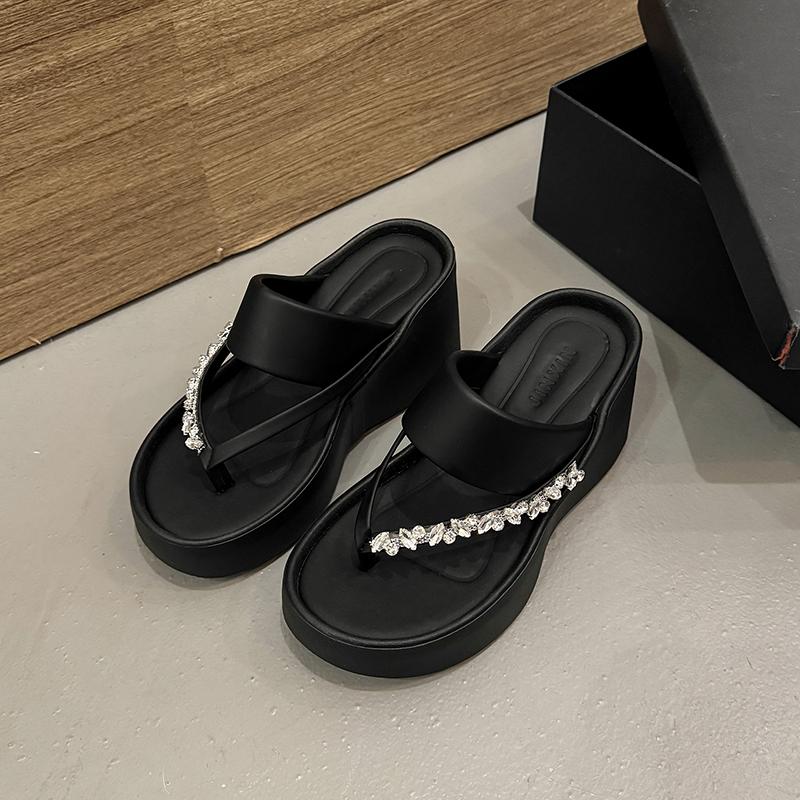 Summer Women Platform Wedges Heel Slippers Fashion Crystal Clip Toe Shoes Ladies Casaul Dress Street Style Slides