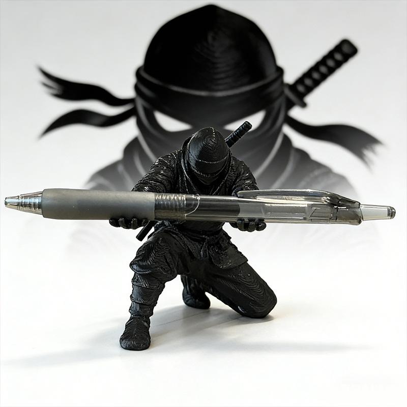 1pc Creative Black Warrior Pen Holder Office Desktop Pen Rack Desktop Ornament Decorative Items Pen Holder