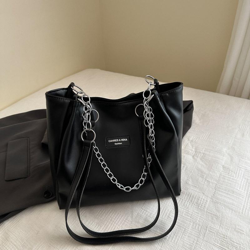 New large-capacity tote bag crossbody popular bag fashionable trendy women's shoulder bag handbag chain versatile bag