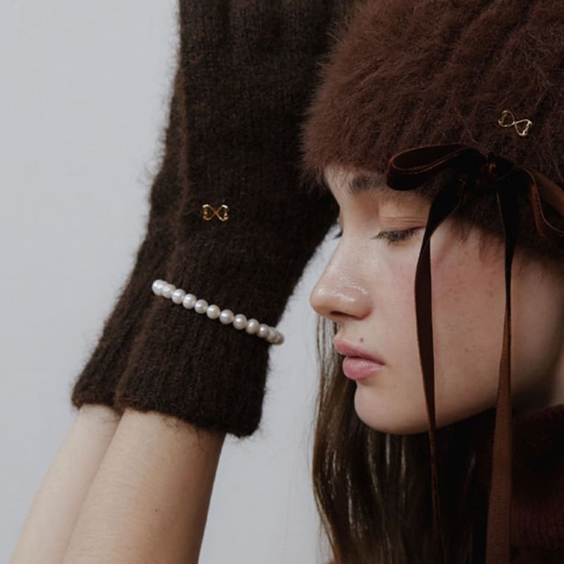 LOVE ME MONSTER Mild Winter Long Glove_2COL (L244MGV010)