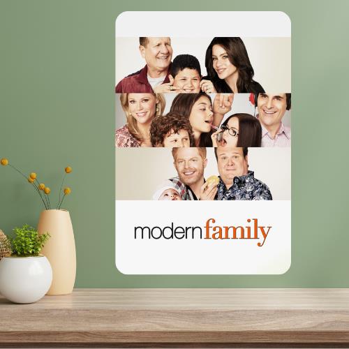 

Modern Family Metal TV Show Poster Sign 20x30cm（7.8x11.8inch）