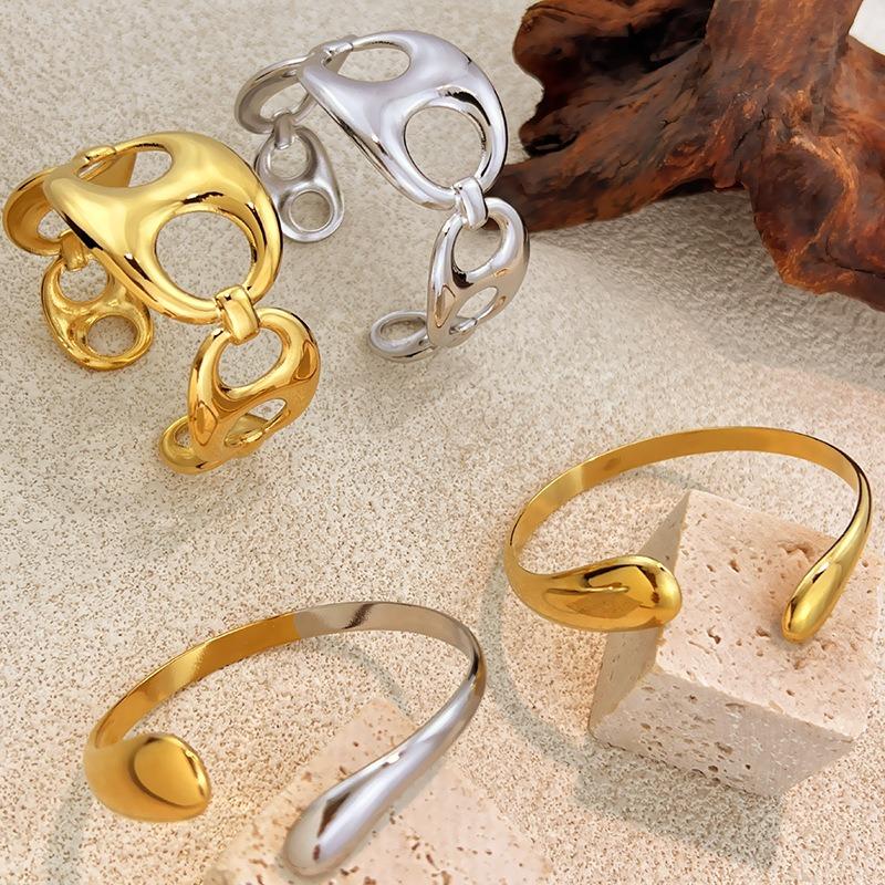 European and American Fashion Stainless Steel Bracelet Geometric Design Glossy Surface Bracelet 18K Gold Titanium Steel Non-fading Jewelry