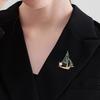 The "Smooth Sailing" Brooch Is A High-end Women's Design with A Unique and Exquisite Sailboat Corsage