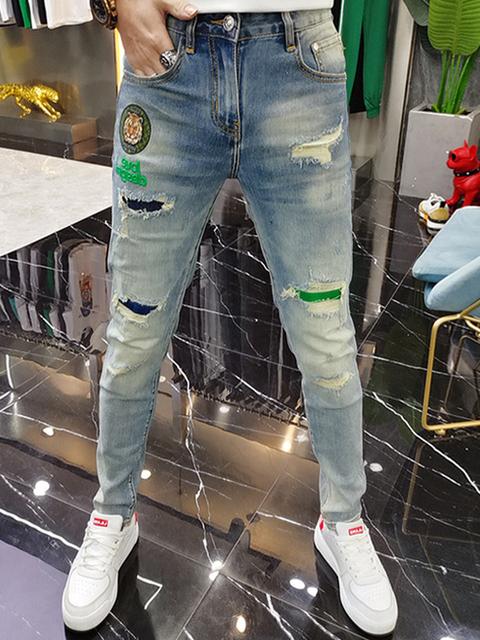 Klasické patchworkové Slim Fit Stretch Hip Hop Oblečení Muž Světle modré Stretch Roztrhané džínové kalhoty Velká velikost