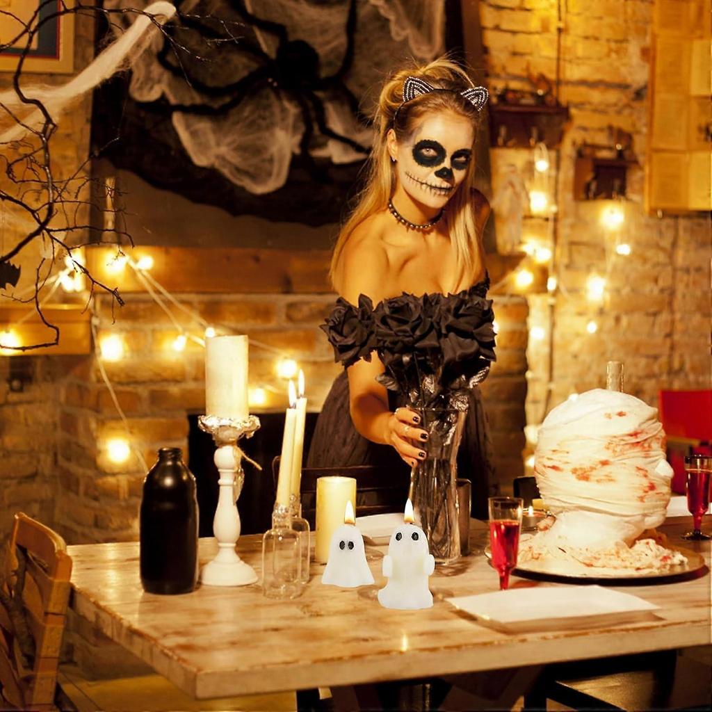 4pcs Halloween Ghost Candles, Cute Spooky Halloween Scented Candles for Home Party Room Table Decorations